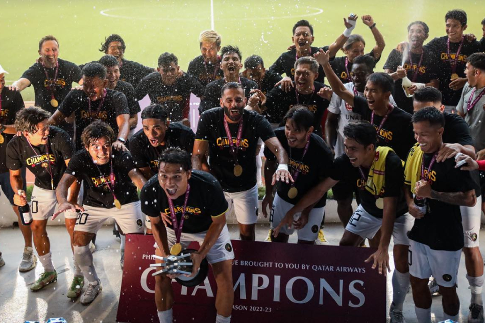 足球：Kaya 大勝 Stallion 慶祝 PFL 冠軍